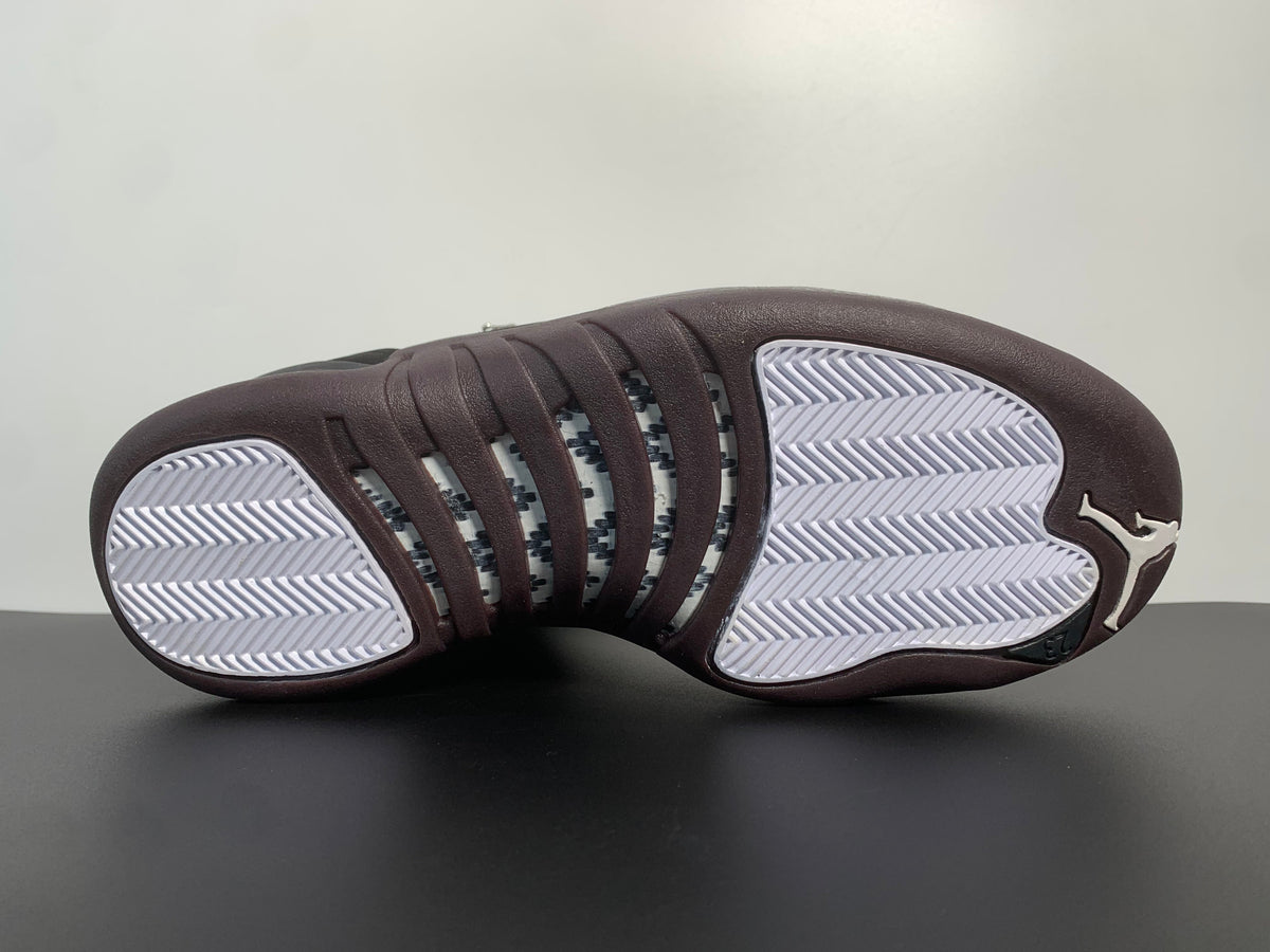 A Ma Maniére x Wmns Air Jordan 12 Retro SP 'Black' - Angle View 6