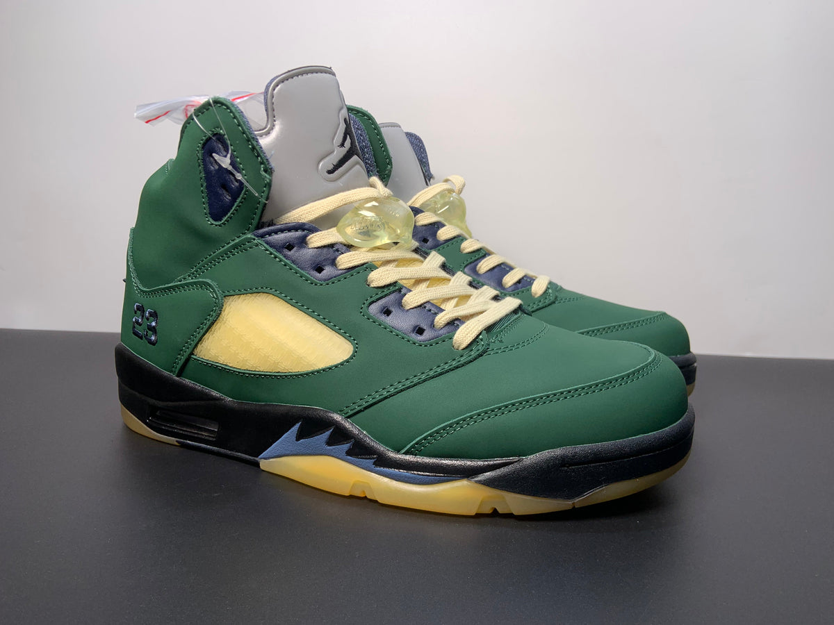 A Ma Maniere x Air Jordan 5 Retro SP Dark Green Black FZ5758-003 - Angle View 5