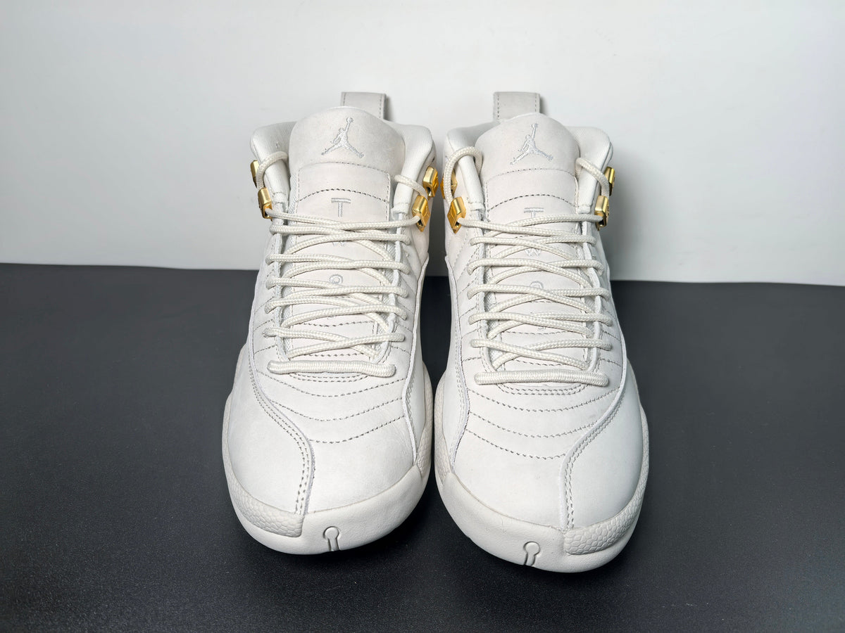 Wmns Air Jordan 12 Retro 'Phantom' - Angle View 4