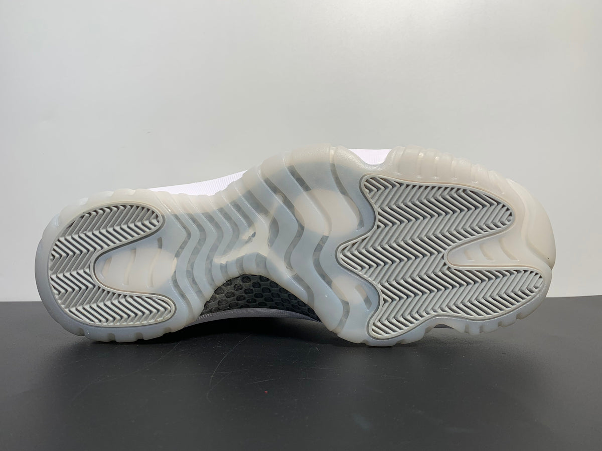 Air Jordan 11  Silver Eyelets CT8012-011 - Angle View 7