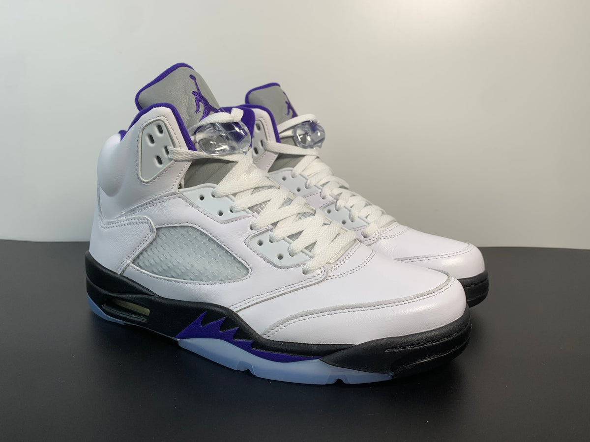 Air Jordan 5 Retro Concord DD0587-141 - Angle View 3