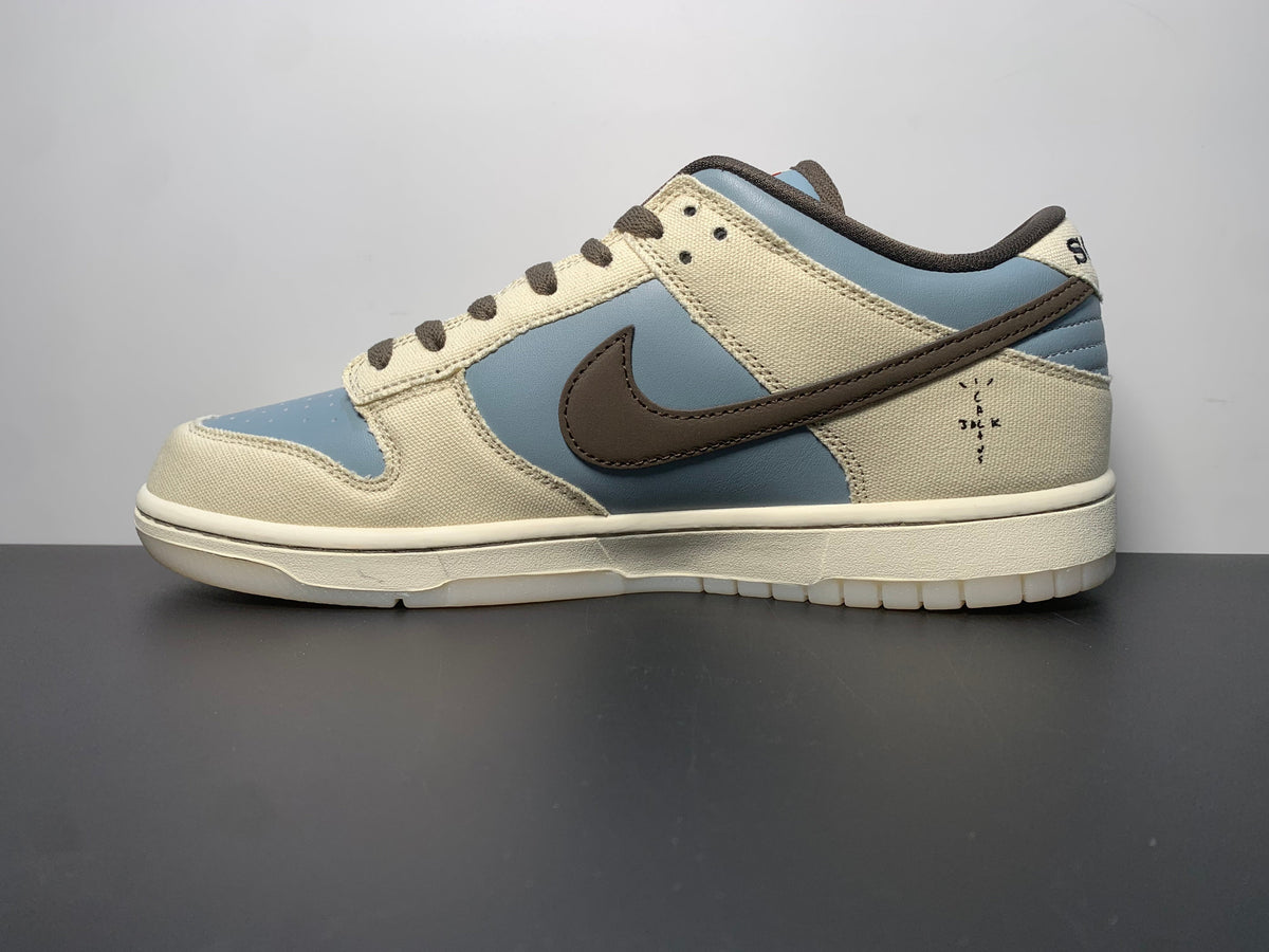 Travis Scott x PlayStation x Nike Dunk Low CU1726-800 - Angle View 2