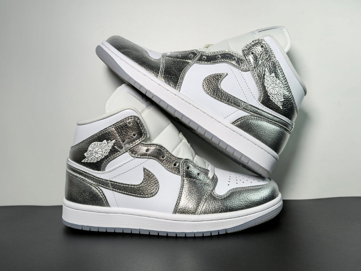 Air Jordan 1 Mid “Metallic Silver” FN5031-100 - Angle View 3