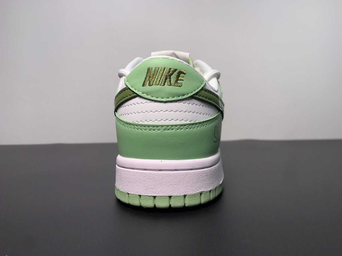 NIKE SB Dunk Low ”Honeydew” - View 6