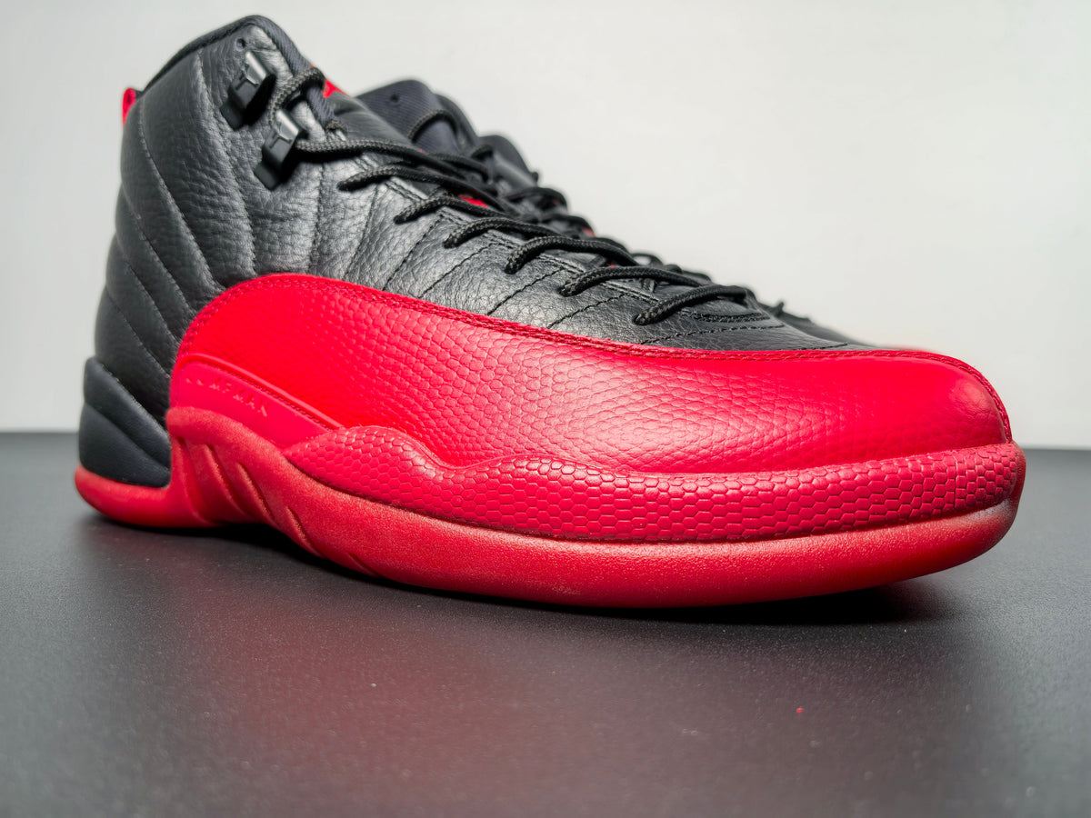 Air Jordan 12   Retro Mid Flu Game  CT8013-002 - Angle View 3