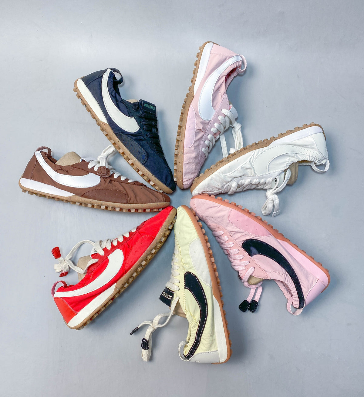 Jacquemus x Nike Moon Shoe Nike Brown - View 2