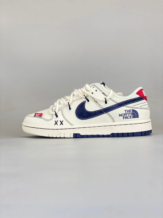 Nike SB Dunk Low x The North Face x KAWS YX5066-283 - View 1