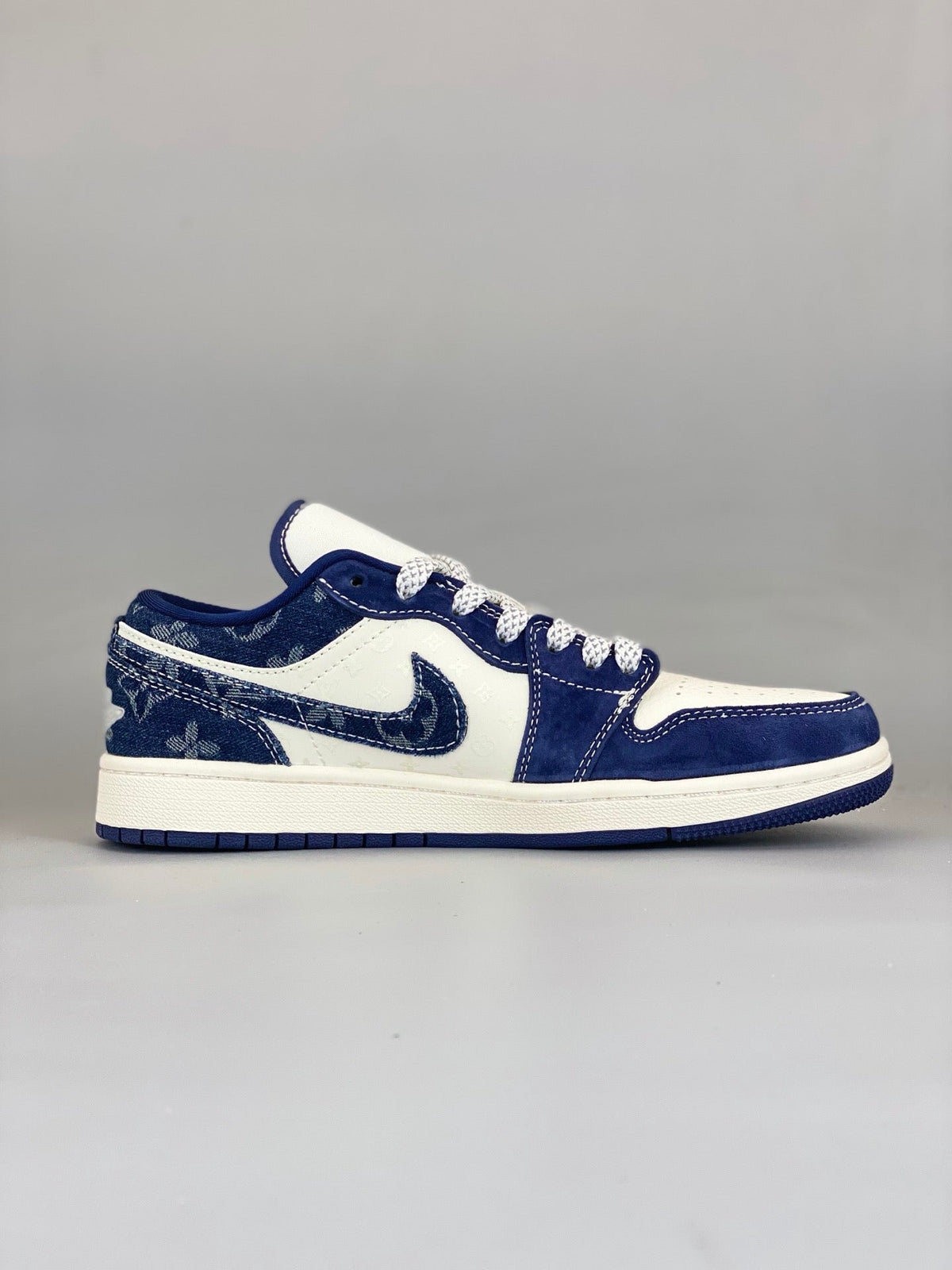 Nike Air Jordan 1 Low x Louis Vuitton YX5066-368 - Angle View 3