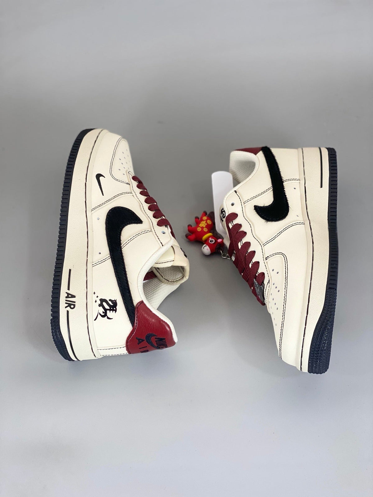 Nike Air Force 1 '07 SE "LNY"IB4607-171 - Angle View 8