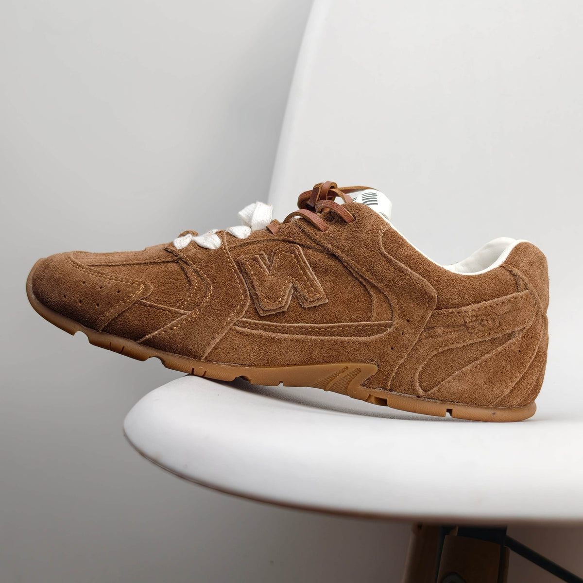 MiuMiu x New Balance 530 SL Brown - Main View