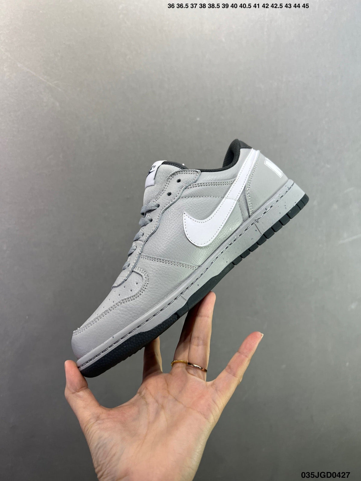 NIKE BIG LOW Grey 355152 - View 3