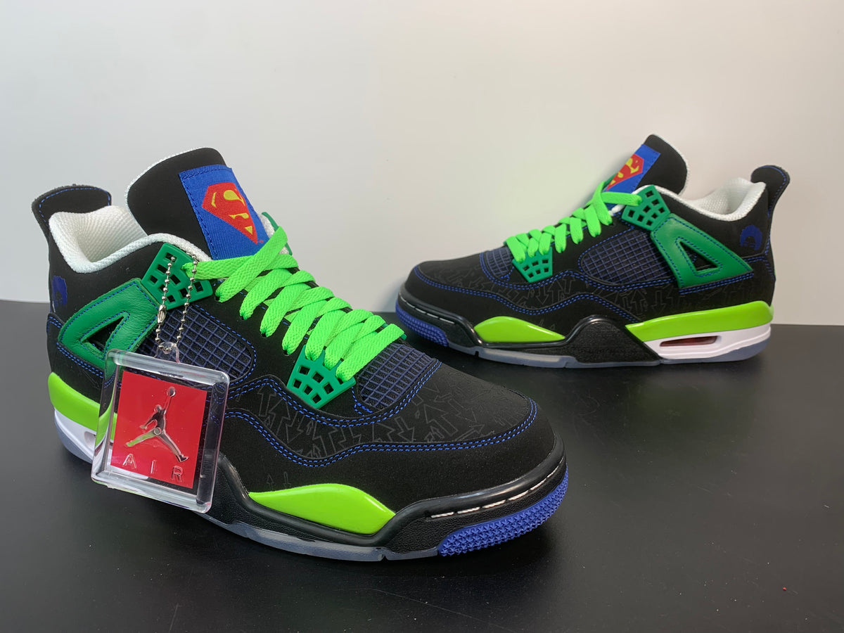 Air Jordan 4 Doernbecher 308497-015 - Angle View 6