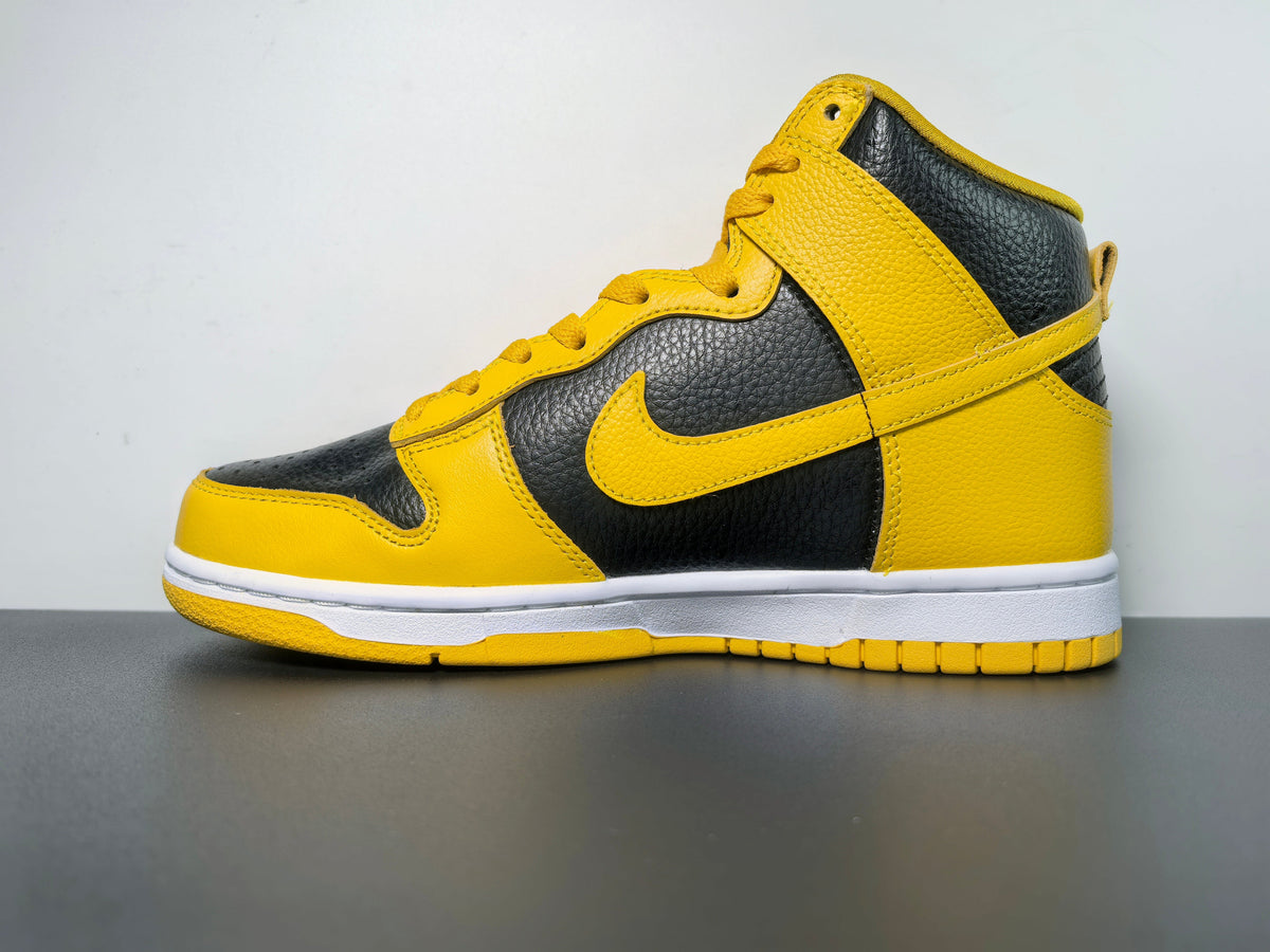 Nike Dunk High “Wu-Tang Clan” - View 2