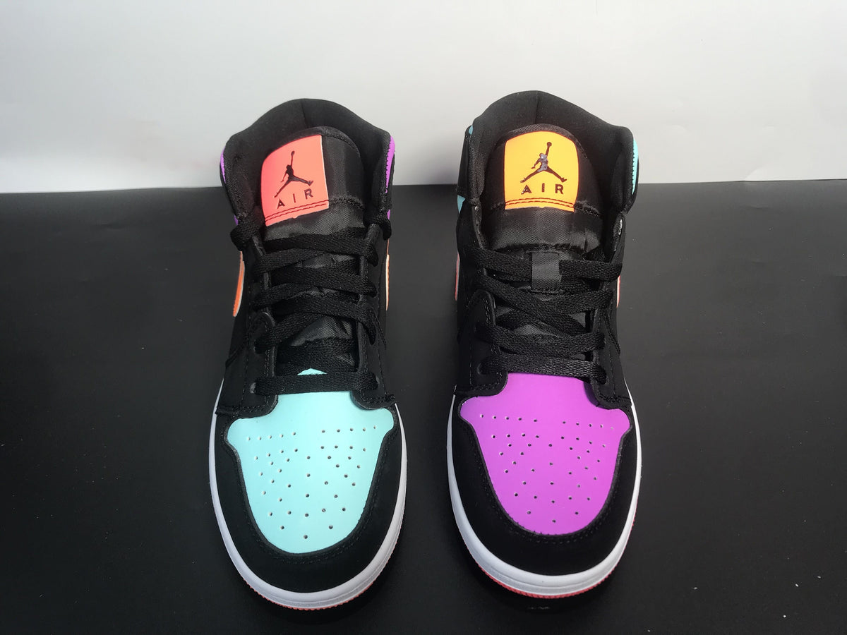 Air Jordan 1 Mid  'Candy' - Angle View 5