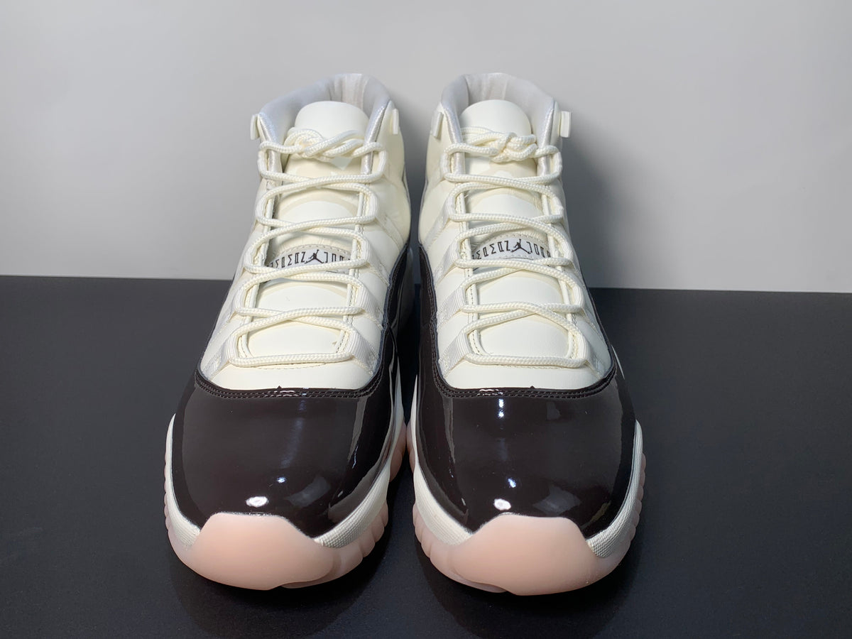 Air Jordan 11 “Neapolita AR0715-101 - Angle View 10