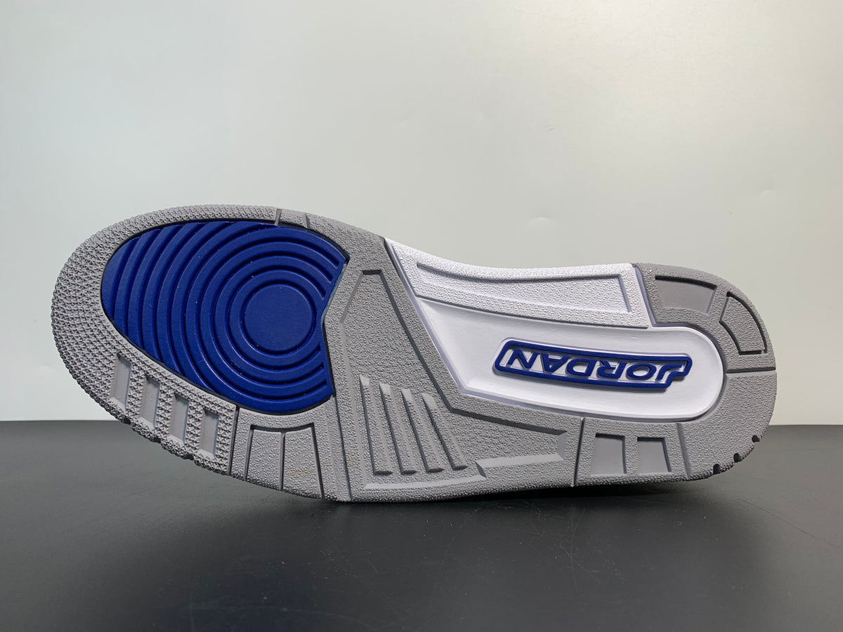Air Jordan 3 “Varsity Royal” CT8532-400 - Angle View 7