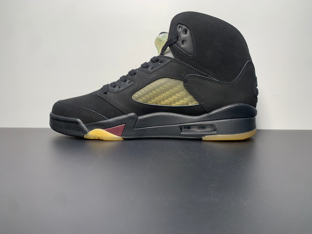 A Ma Maniére x Air Jordan 5 “Black” FD1330-001 - Angle View 2