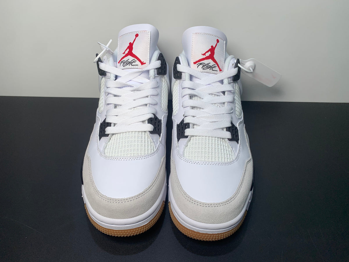 Air Jordan 4 X Nike SB Unisex Sneakers DR5415-100 - Angle View 7