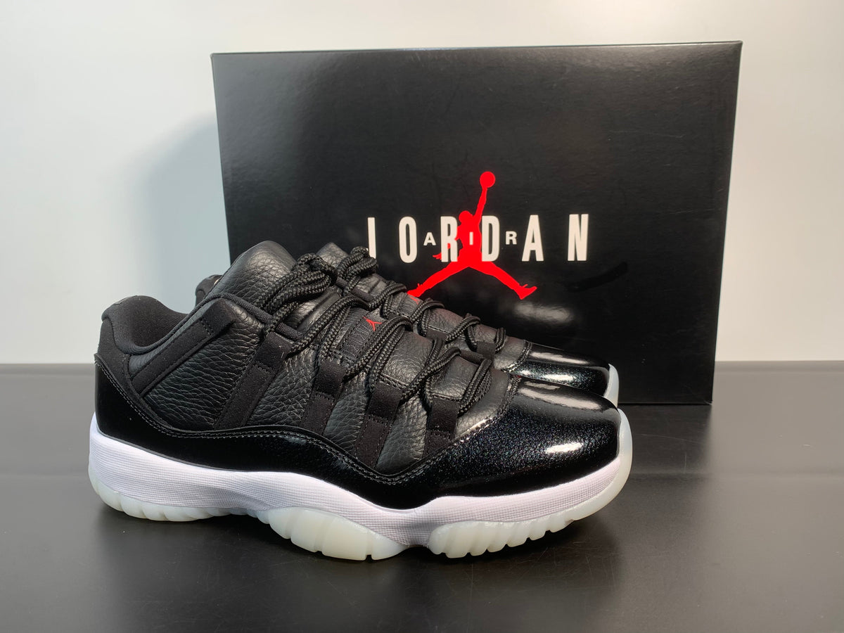 Air Jordan 11 Retro Low 72-10 AV2187-001 - Angle View 6