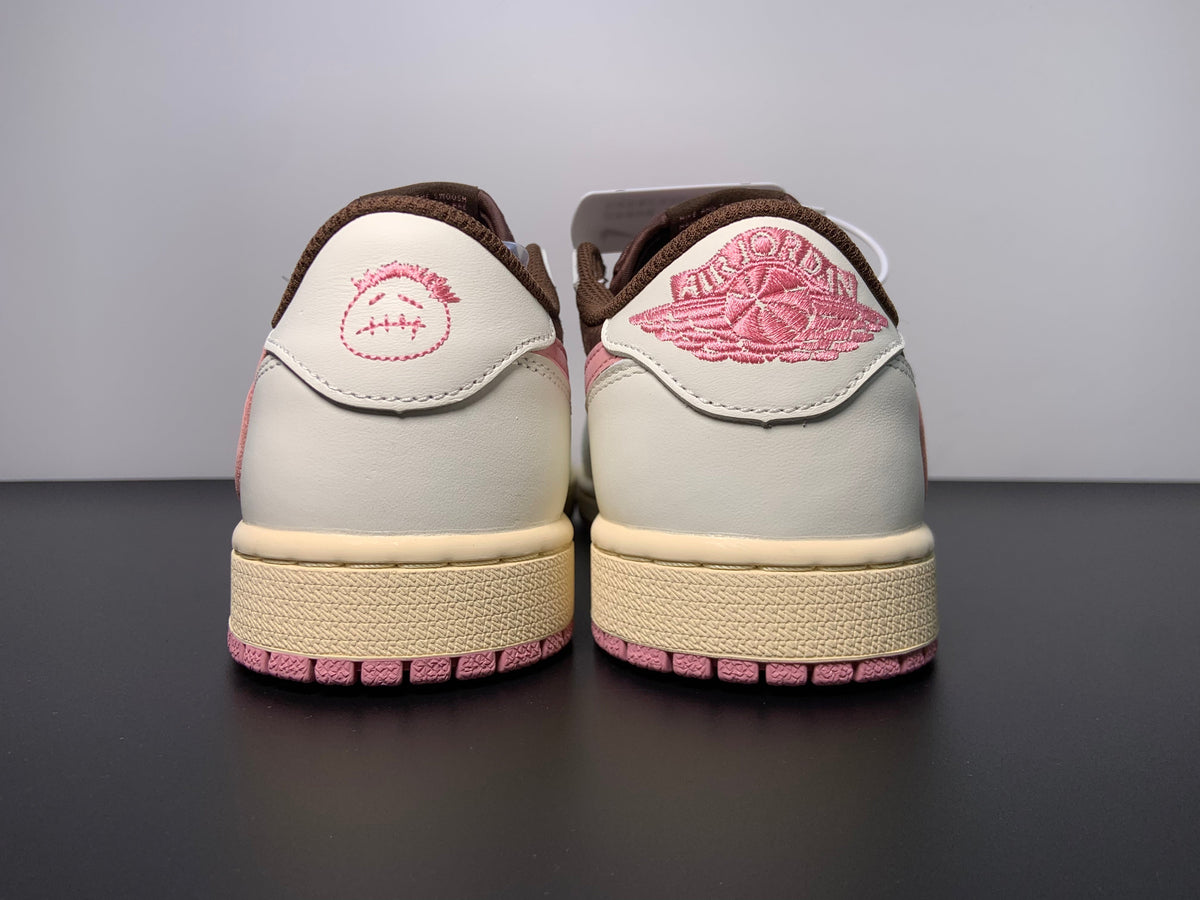 Travis Scott x Air Jordan 1 Low OG “Dark Pony/Pink Oxford”  DZ4137-206 - Angle View 9