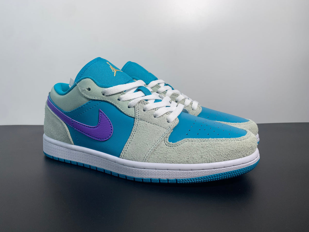 Air Jordan 1 Low Pistachio Frost Celestial Aquatone DX4334-300 - Angle View 3