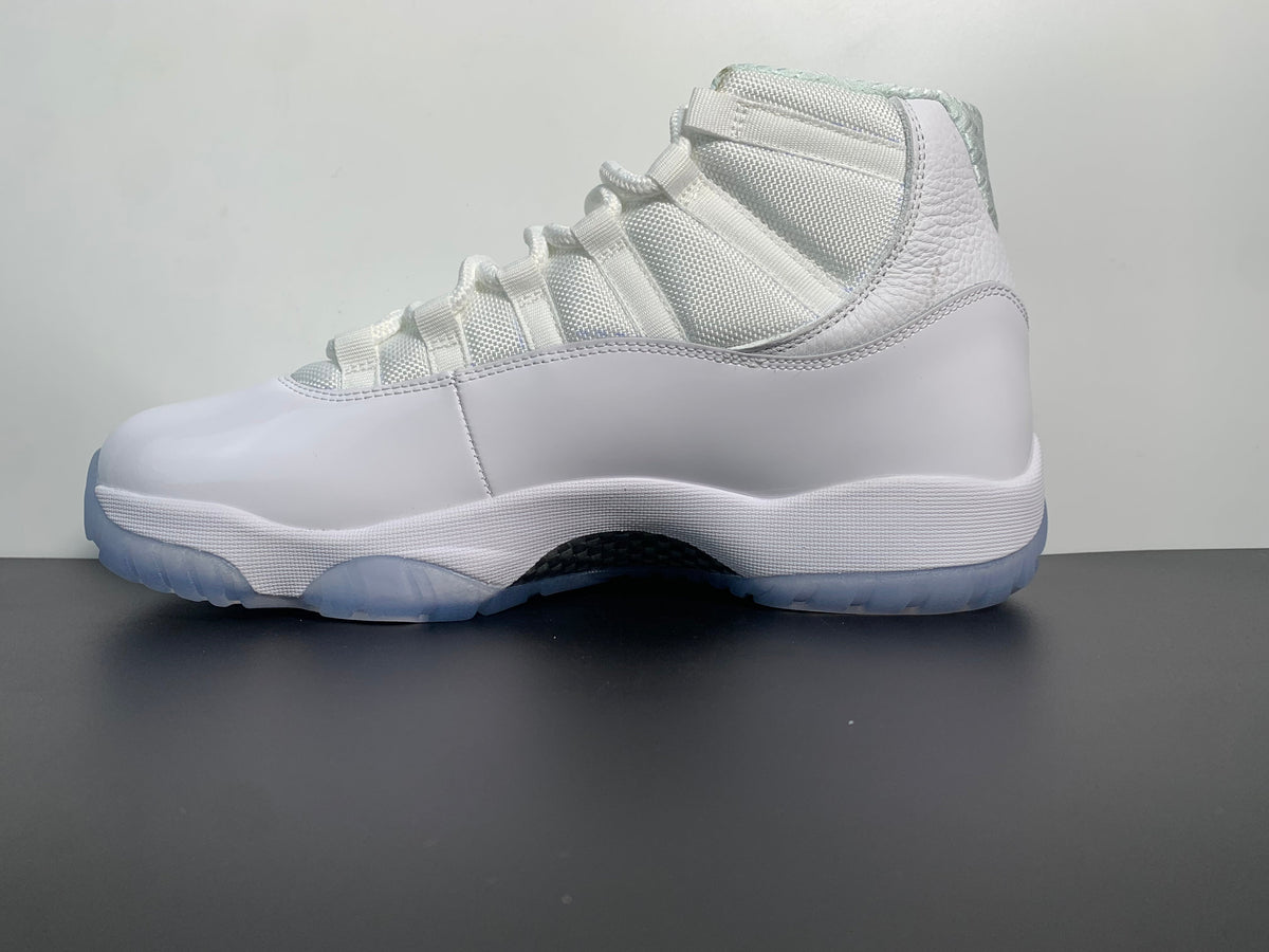 Air Jordan 11 Retro 'Silver Anniversary' 408201-101 - Angle View 4
