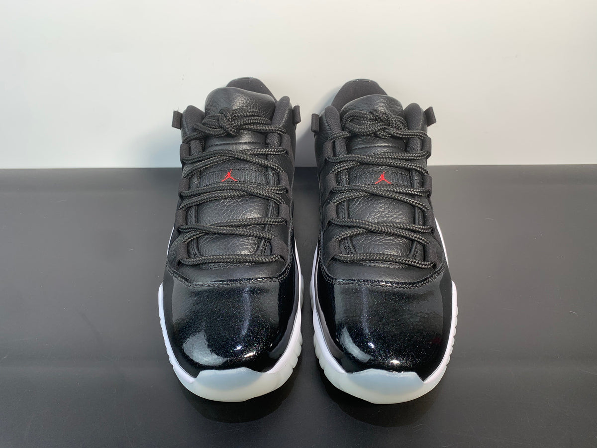 Air Jordan 11 Retro Low 72-10 AV2187-001 - Angle View 4