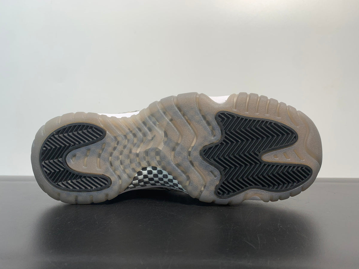 Air Jordan 11 Animal instinct AR0715-010 - Angle View 9
