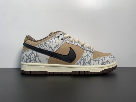 Nike SB Dunk Low ✖️Travis Scott  Grey White Cashew Fruit CT5053-010 - View 1