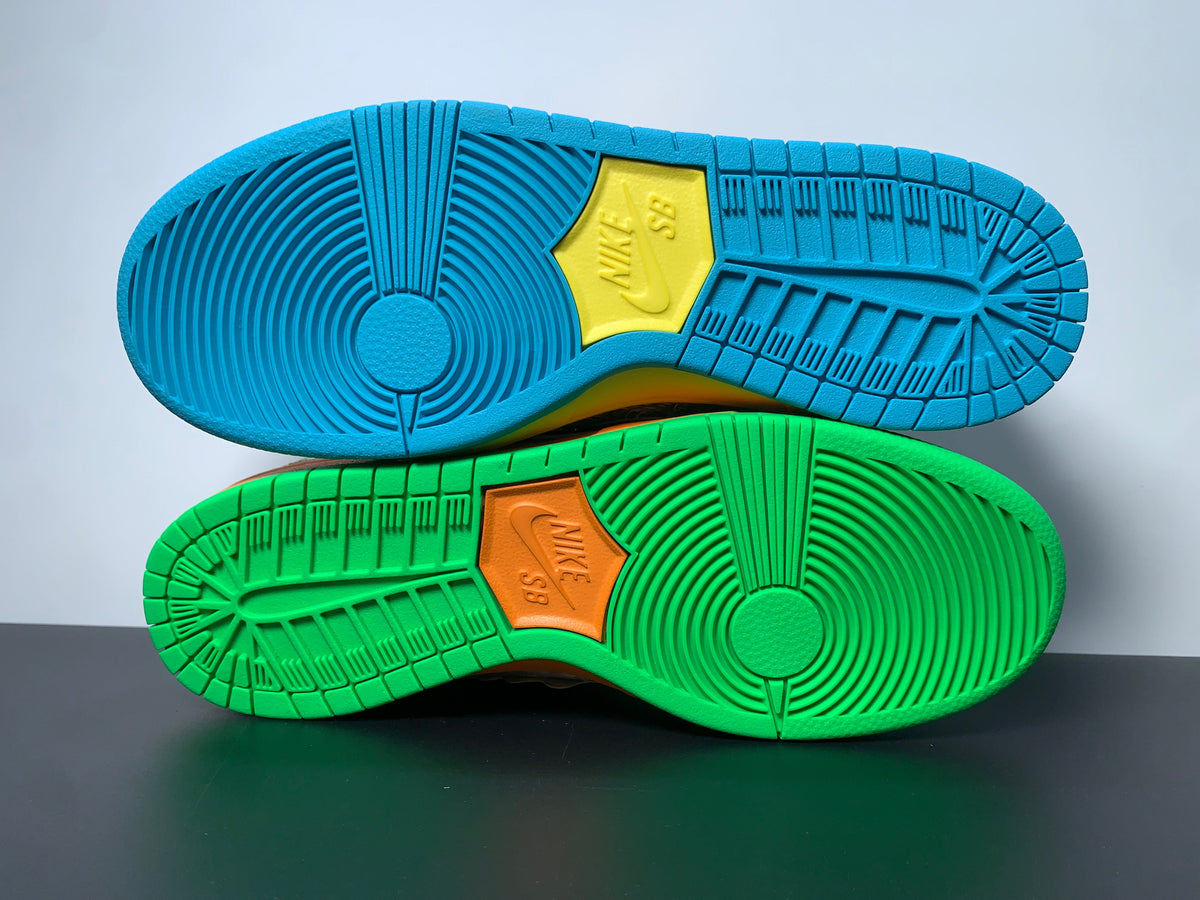 NK SB Dunk Low QS ’‘What The Paul’‘ - View 9