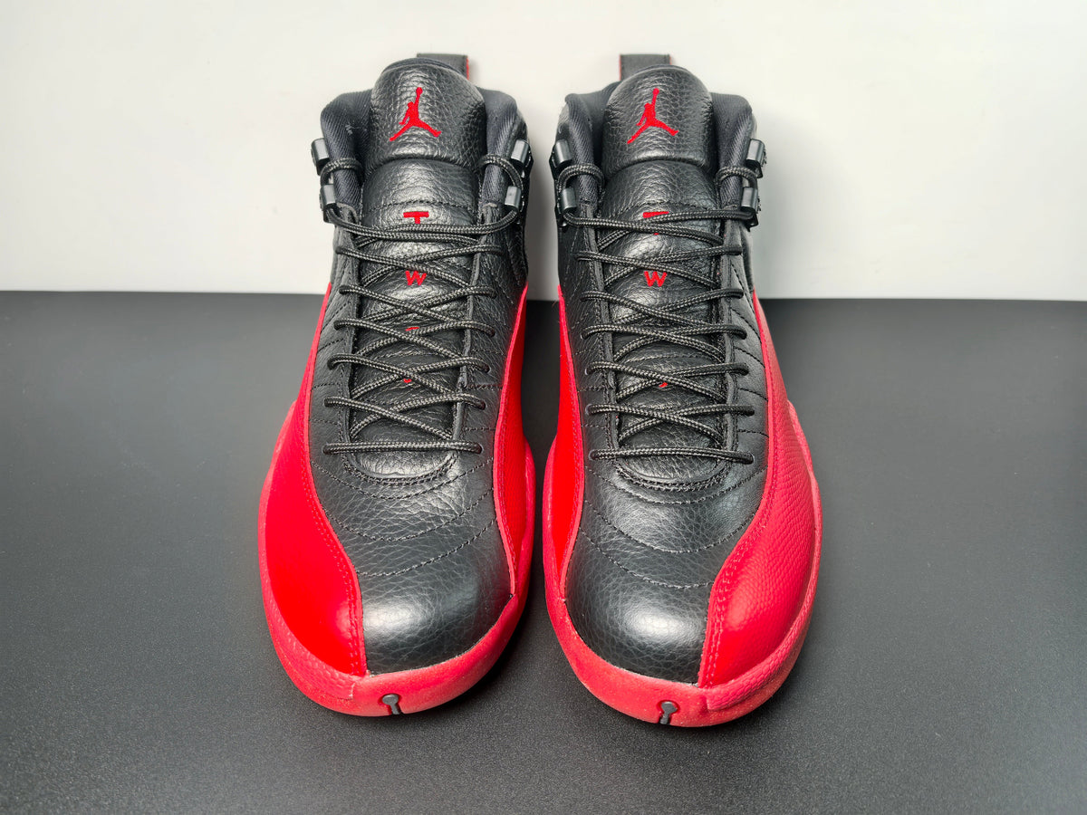 Air Jordan 12   Retro Mid Flu Game  CT8013-002 - Angle View 8