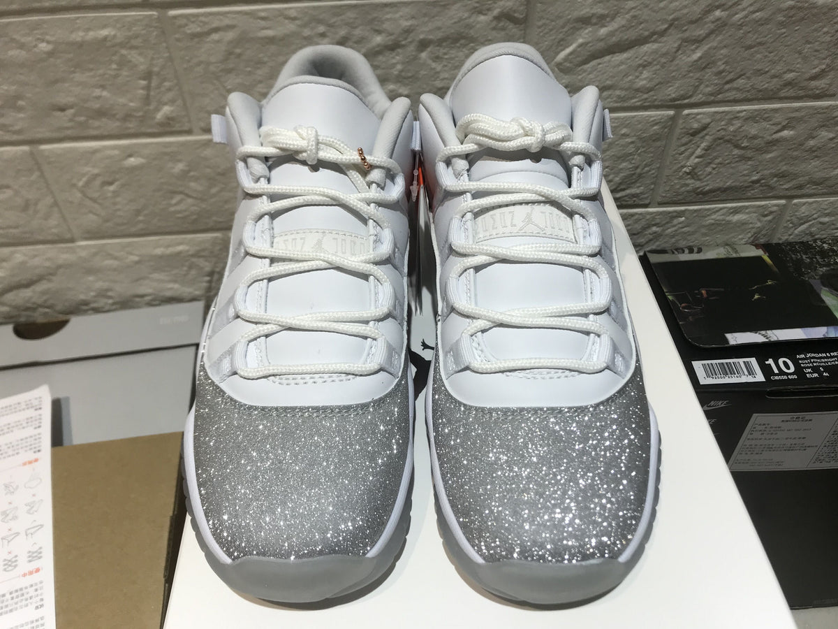 Air Jordan 11 Low＂ Metallic Silver ＂ - Angle View 4