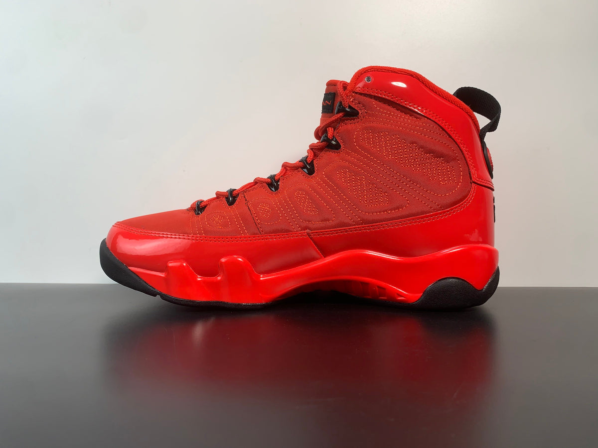 Air Jordan 9 Chile Red - Angle View 2