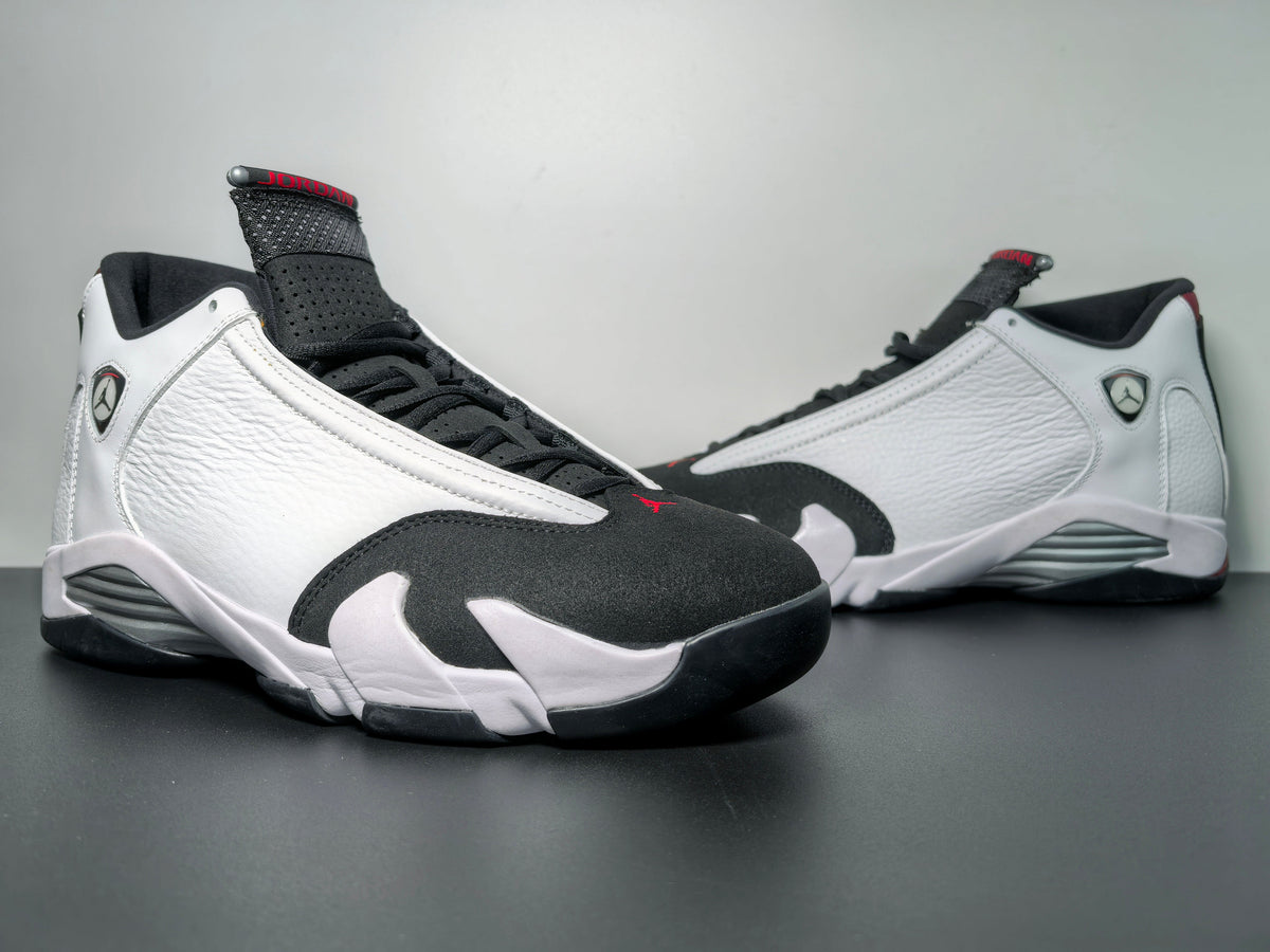 Air Jordan 14 “Black Toe” 487471-160 - Angle View 3
