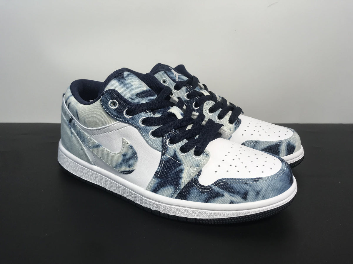 Air Jordan 1 Low Denim Blue Patchwork Star - Angle View 3