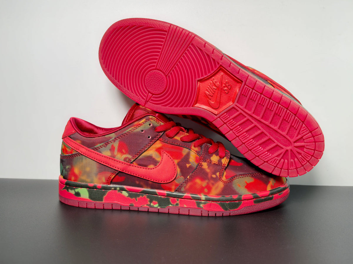 The Wizard of Oz X Nike SB Dunk Low“Ruby Slipper” - View 8
