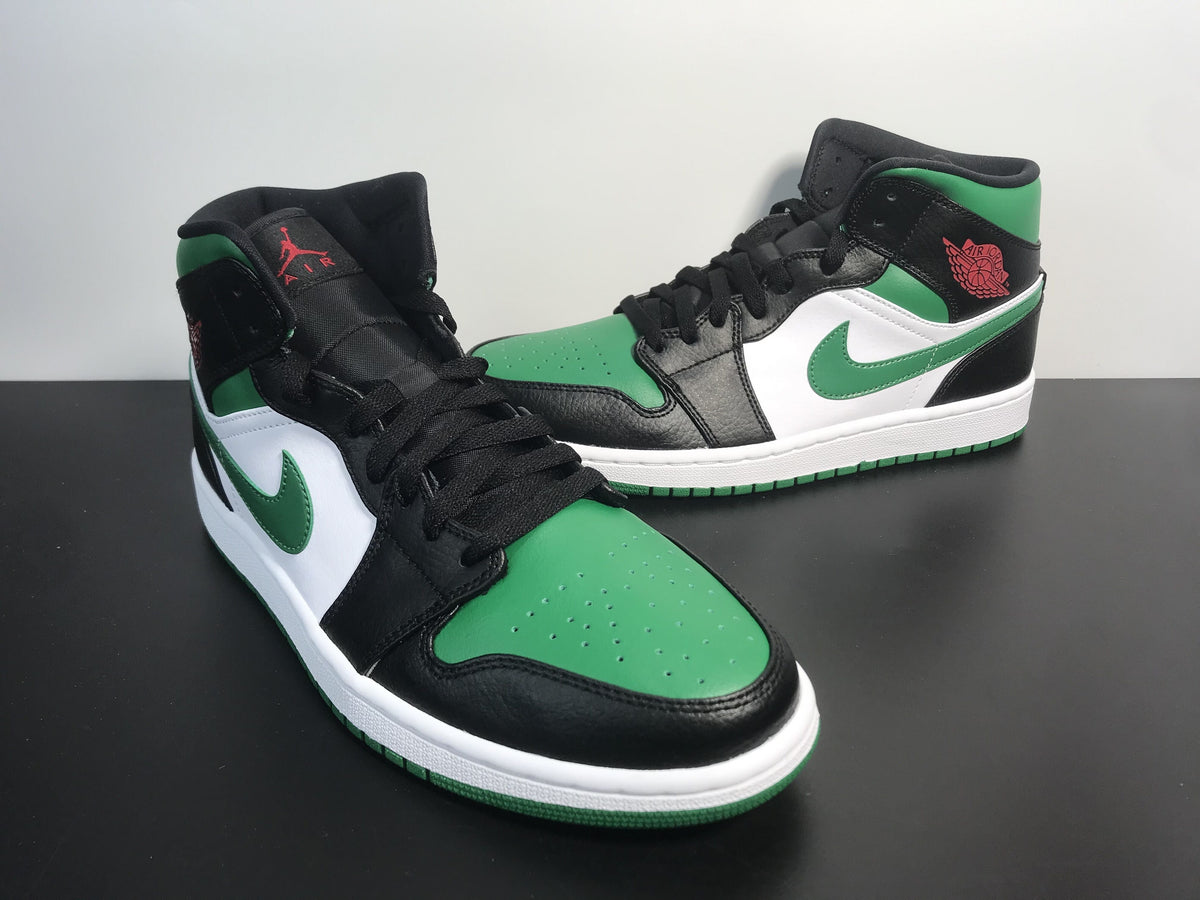 Air Jordan 1 Mid Green Toe - Angle View 3