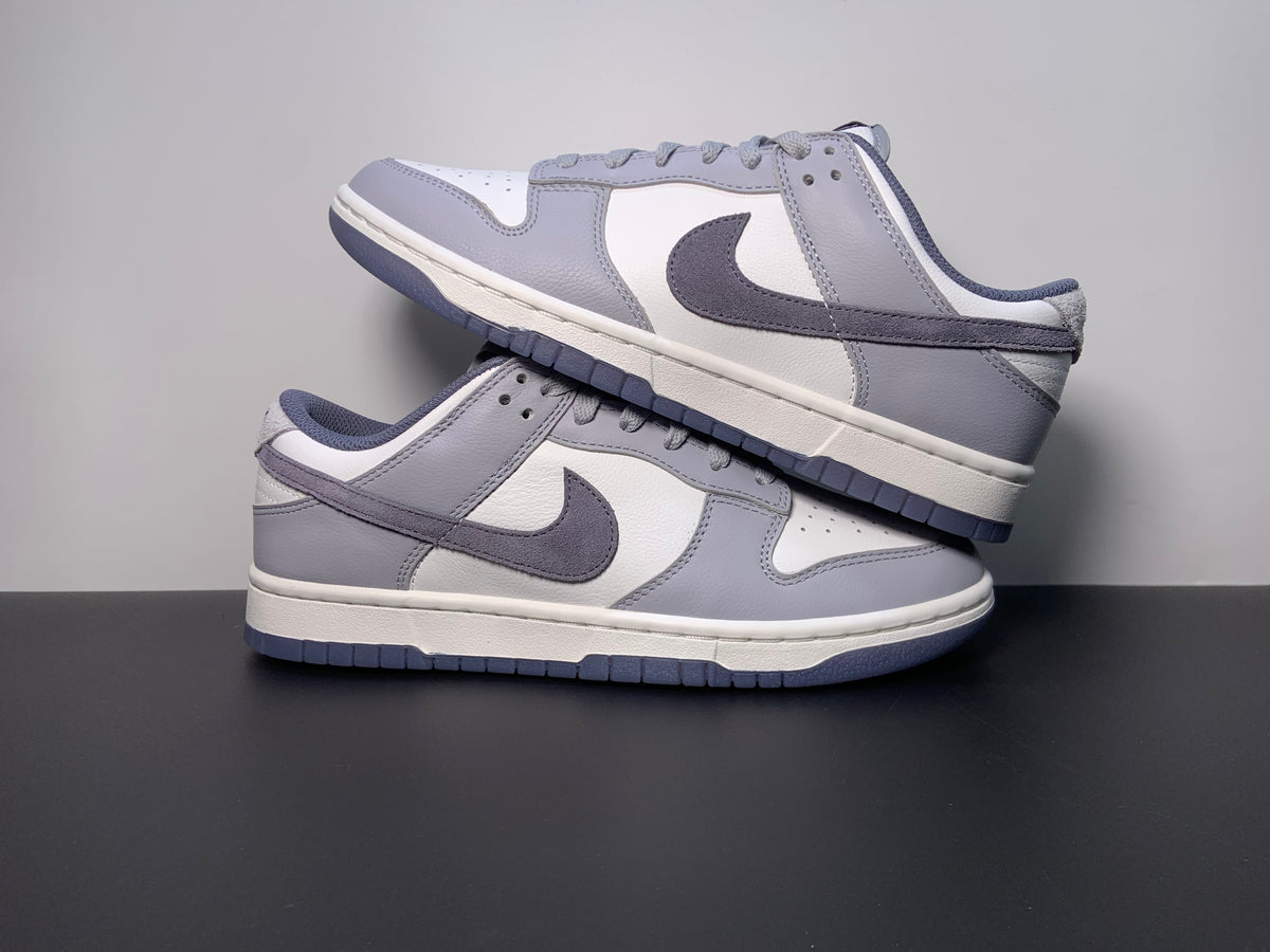 Nike Dunk Low Light Carbon - View 5