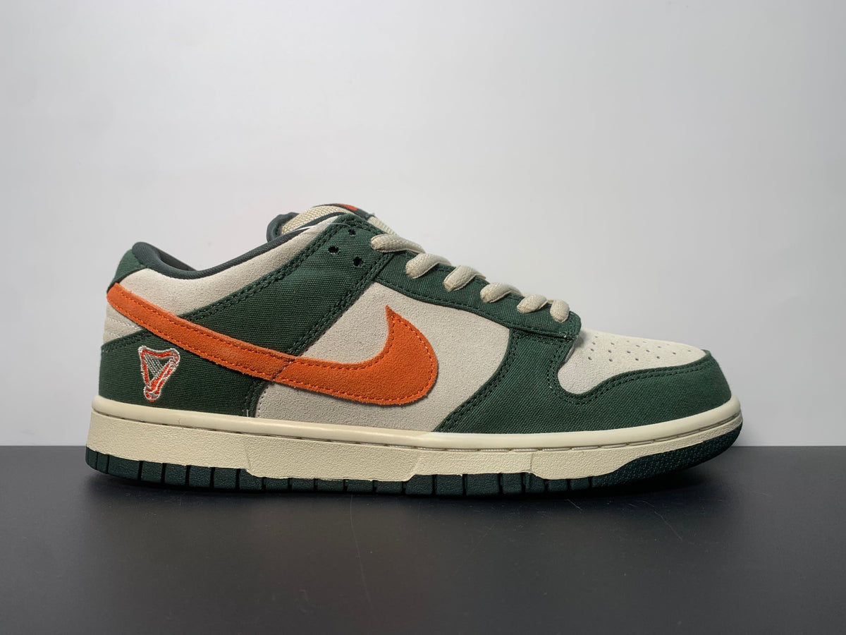 NK Dunk SB Low Eire Net Orange - View 1