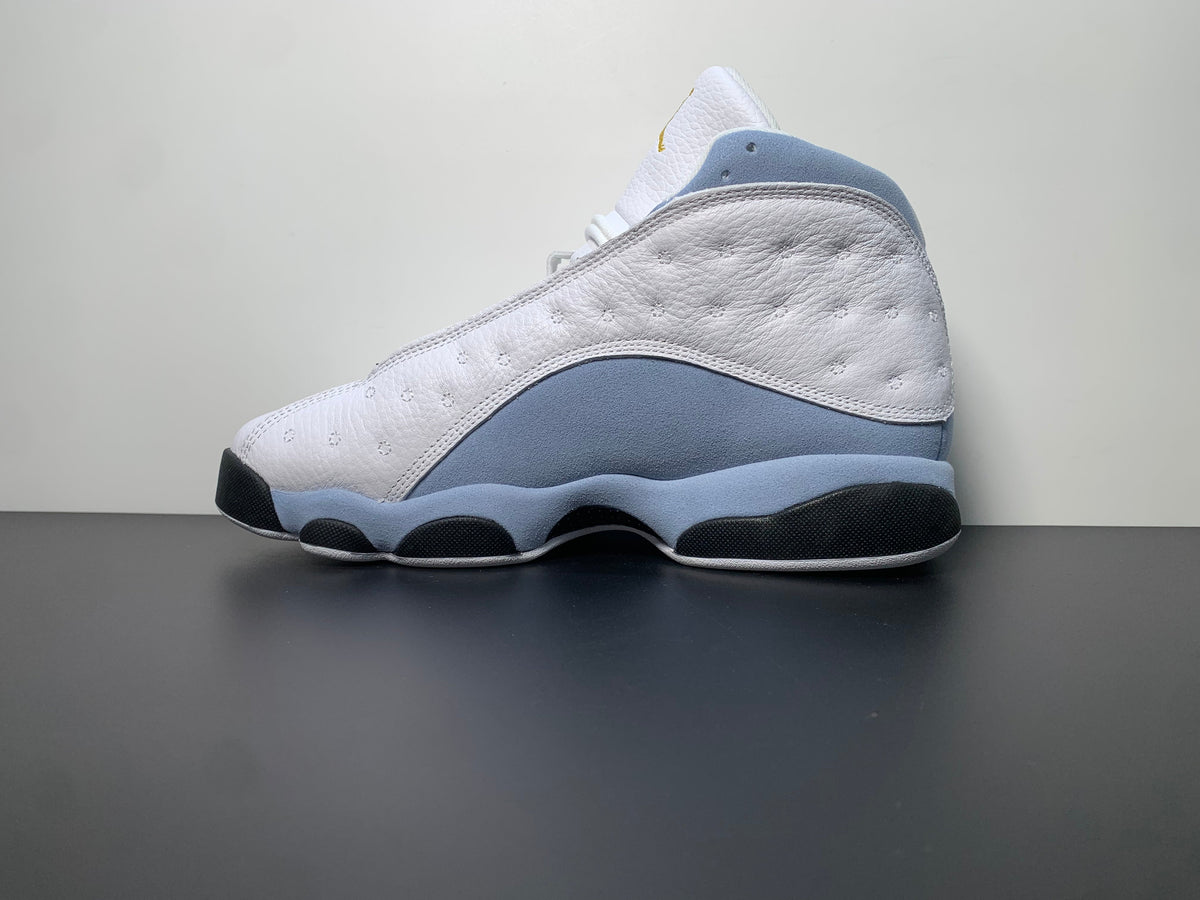 Air Jordan 13 Retro 'Blue Grey' - Angle View 3
