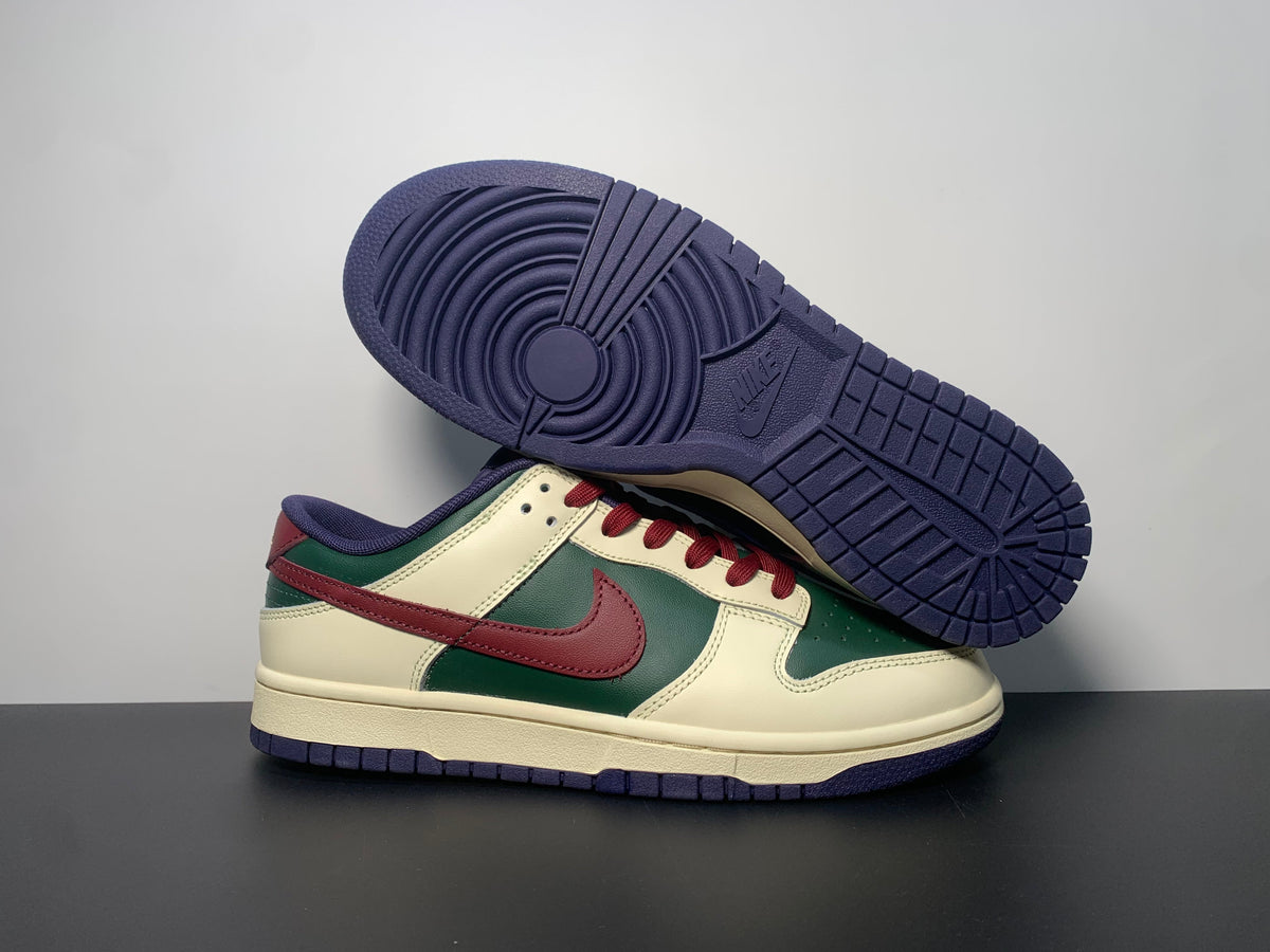 Nike Dunk Low Retro “From Nike To You” Oregon 304292-383 - View 5
