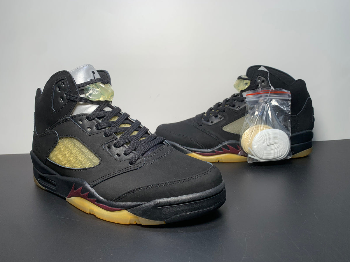 A Ma Maniére x Air Jordan 5 “Black” FD1330-001 - Angle View 3