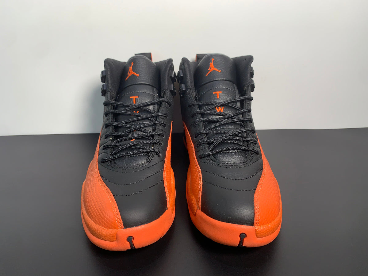Wmns Air Jordan 12 Retro 'Brilliant Orange' - Angle View 6