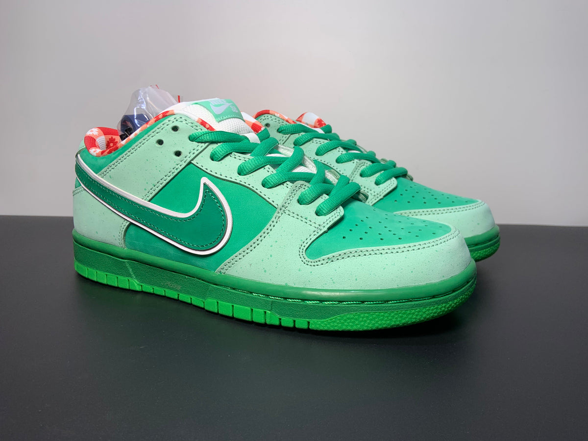 CONCEPTS × Nike Dunk SB Low Green Lobster - View 4