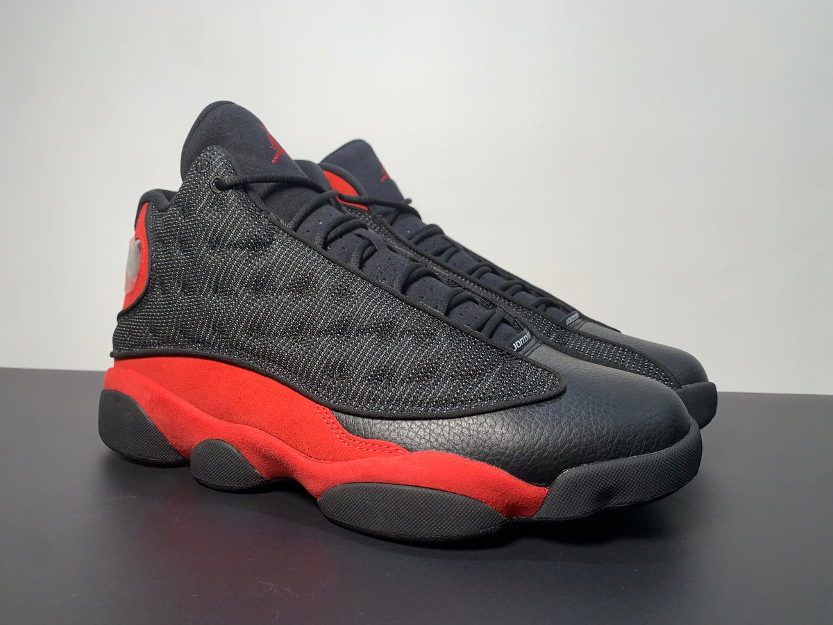 Air Jordan 13 Retro 'Bred' - Angle View 3