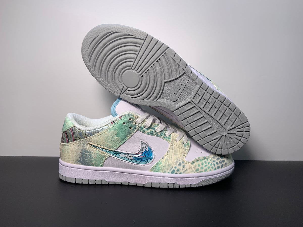 Nike SB Dunk Low Year Of The Dragon ''Steam Puppet'' - View 7