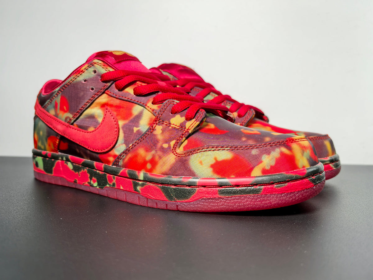 The Wizard of Oz X Nike SB Dunk Low“Ruby Slipper” - View 4