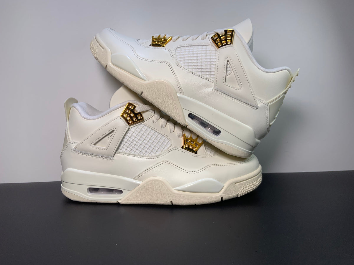 Air Jordan 4 Retro Metallic Gold AQ9129-170  Air Jordan 4 WMNS “Sail” - Angle View 10