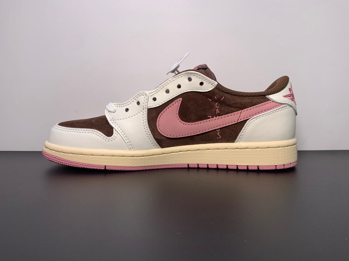 Travis Scott x Air Jordan 1 Low OG “Dark Pony/Pink Oxford”  DZ4137-206 - Angle View 7