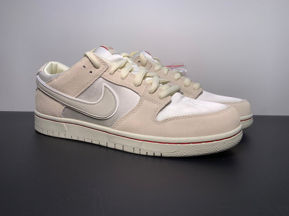 Nike SB Dunk Low Love Found - View 4